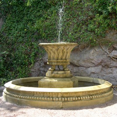 Harewood Jardinere water fountain & 2.1 pool surround